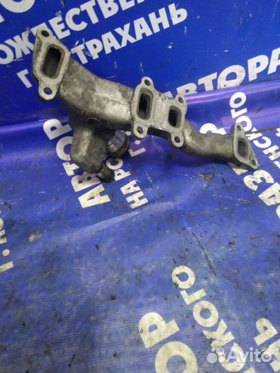 Фланец системы охлаждения. Ford Transit