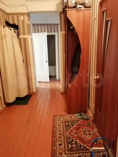 Комната 16 м² в 3-к., 4/4 эт.