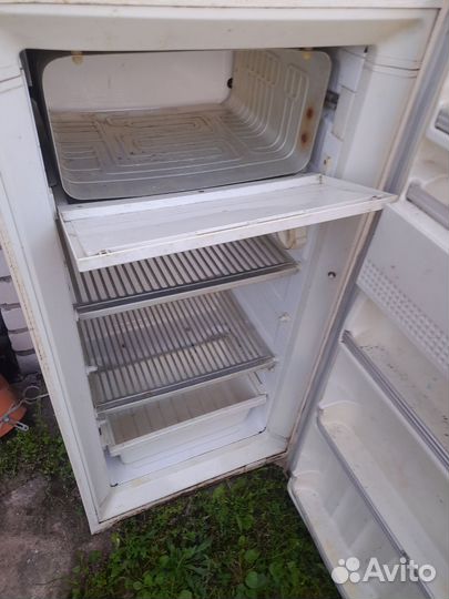 Холодильник бу