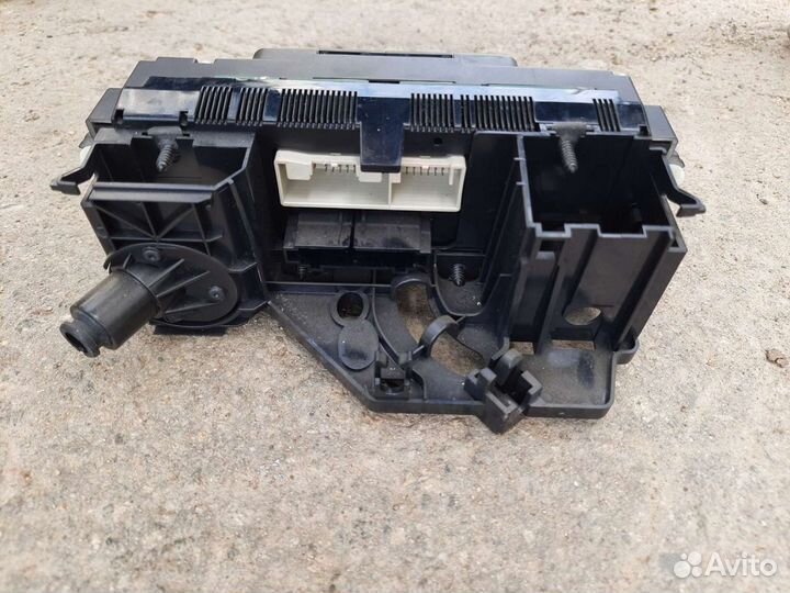 VW golf 5 - блок управления печкой