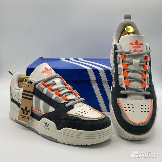 Кроссовки Adidas