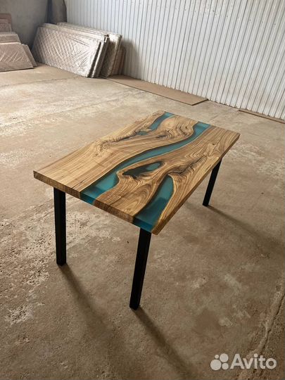 Стол река из слэба карагача