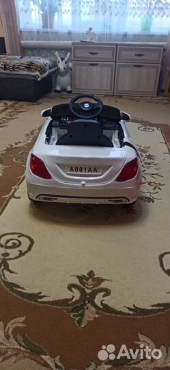 Детский электромобиль