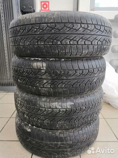 Yokohama Geolandar G900 215/65 R16