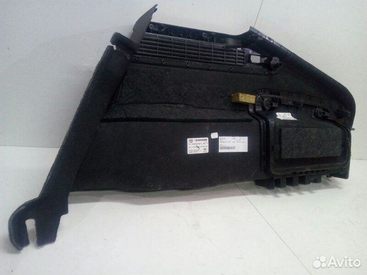 Обшивка багажника левая Audi A7 4G 2010-2015