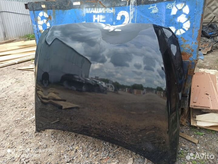 Капот (Genesis G90)