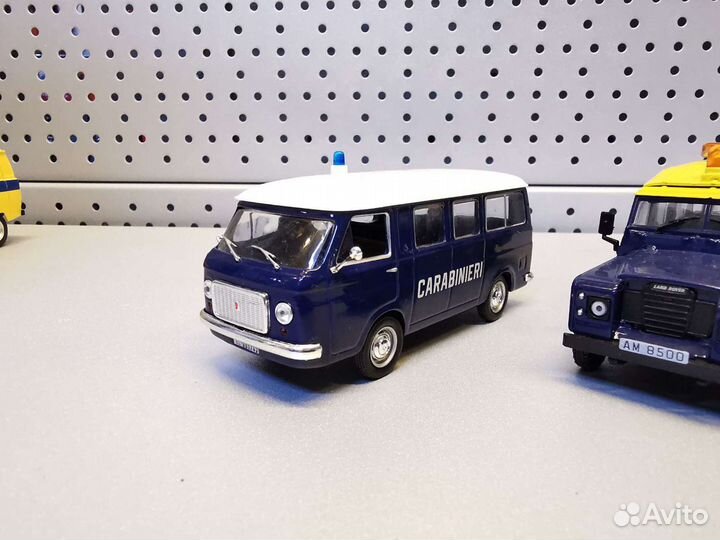 Модели полицейские машины мира. 1:43