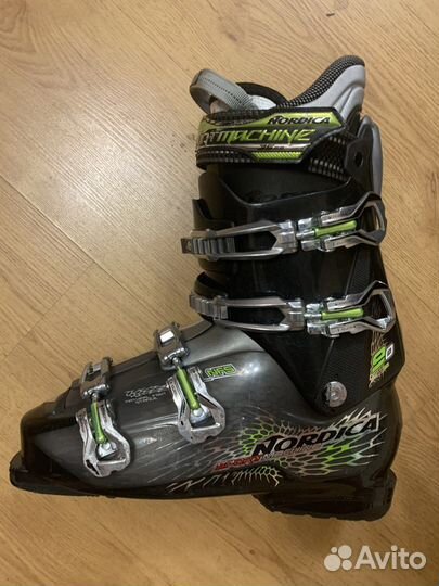 Горнолыжные ботинки Nordica Speedmachine 100,44р