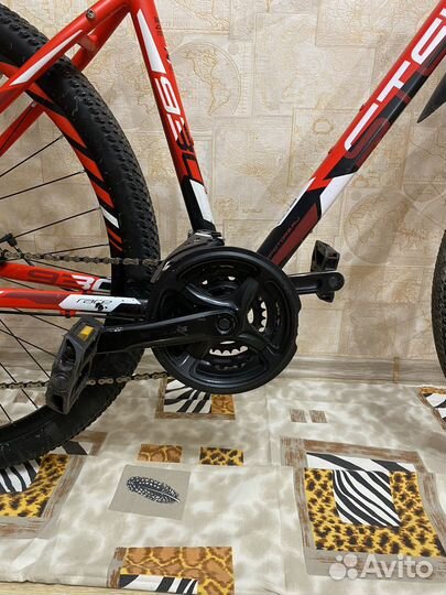 Велосипед Stels Navigator 930md V010