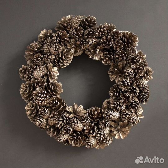 Шишки сосновые