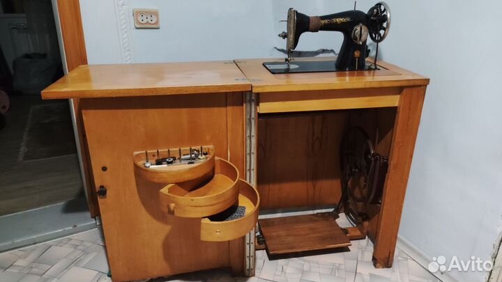 Швейная машинка ножная подольск