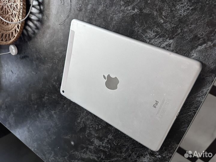 iPad air 2 wifi+cellular 16gb