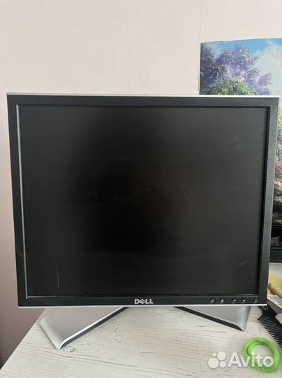 Монитор Dell