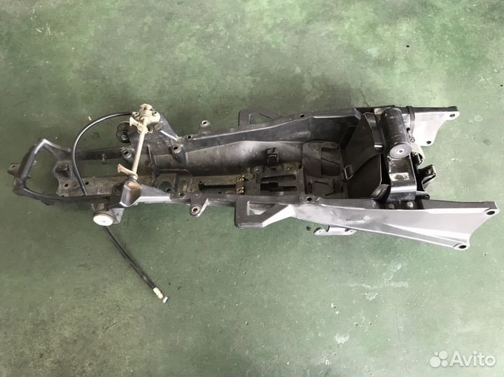 Подрамник Yamaha YZF-R1 04-06