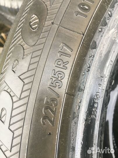 Toyo Snowprox S953 225/55 R17 27E