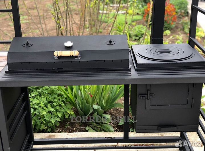 Мангал с крышей лофт