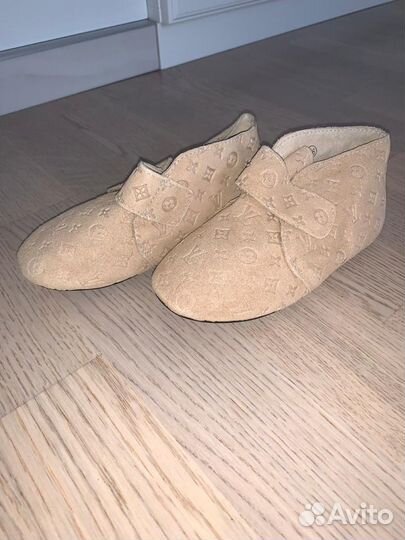 Новые ботинки натуральная замша