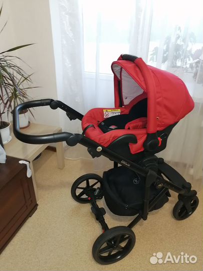 Продаю коляску 3в1 Adamex Emilio