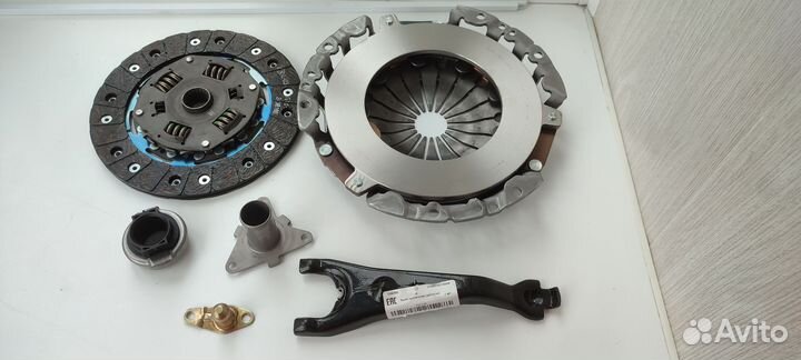 Luk комплект сцепления на ладу-весту