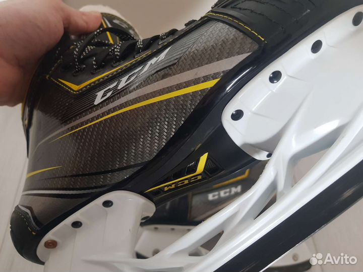 Хоккейные коньки CCM
