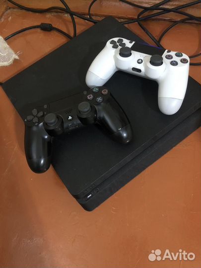 Sony ps4 Slim 1tb