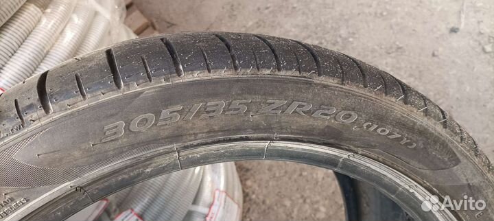 Pirelli P Zero 305/35 R20 107Y