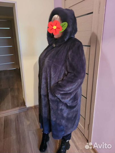 Шуба норковая с капюшоном новая
