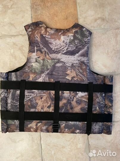 Спасательный жилет камуфляжный