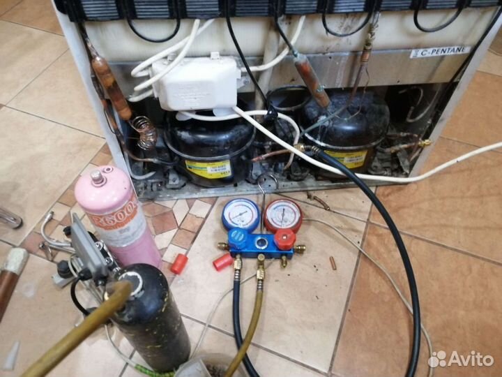 Ремонт холодильников