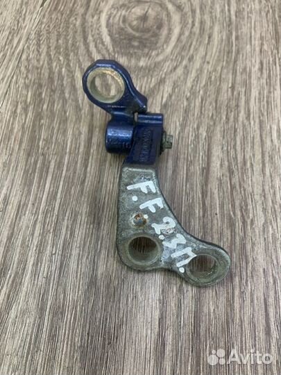 Петля двери задняя правая Ford Focus 2 хетчбэк