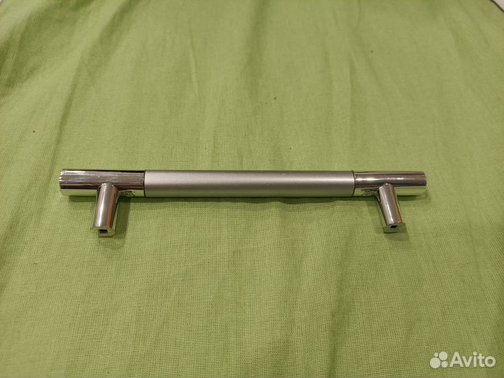 Продаю ручки для мебели