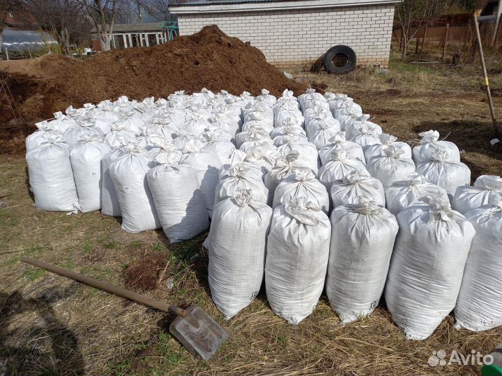 Купить урожайный грунт чернозём навоз