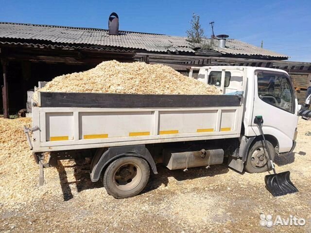 Свежие опилки