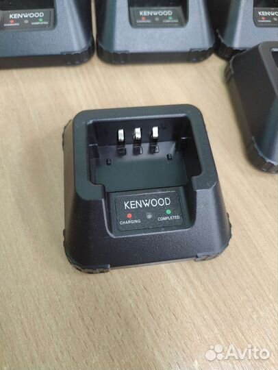 Зарядное устройство Kenwood TK-UVF8 и TK-F8 стакан