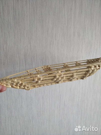 Плетеная тарелка