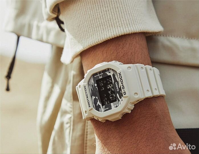 Новые мужские casio DW-5600CA-8DR