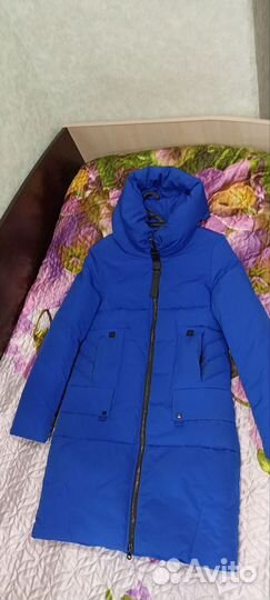 Куртка зимняя женская длинная с капюшоном