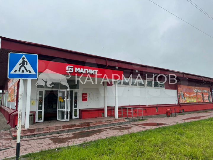 Торговая площадь 424 м²