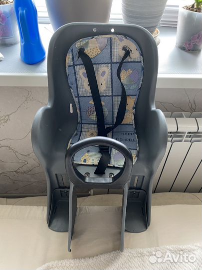 Детское кресло на багажник велосипеда