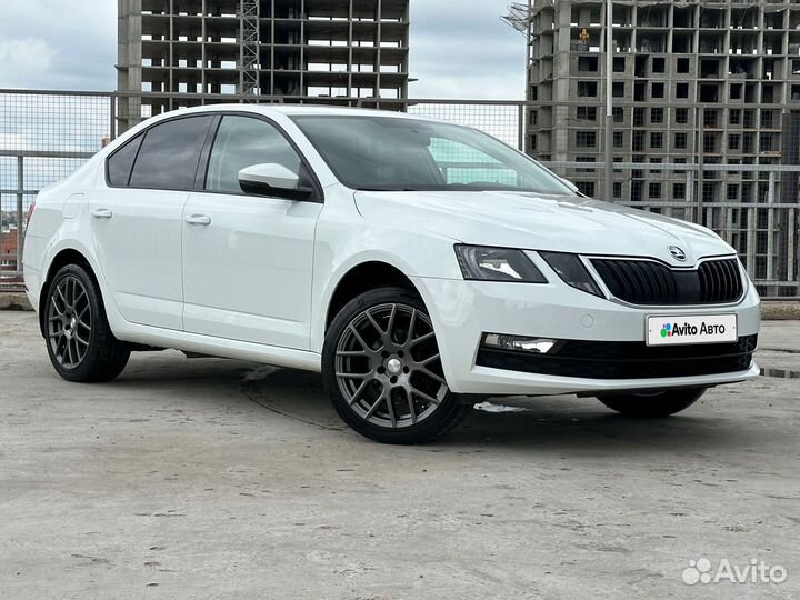 Skoda Octavia 1.6 AT, 2020, 87 000 км