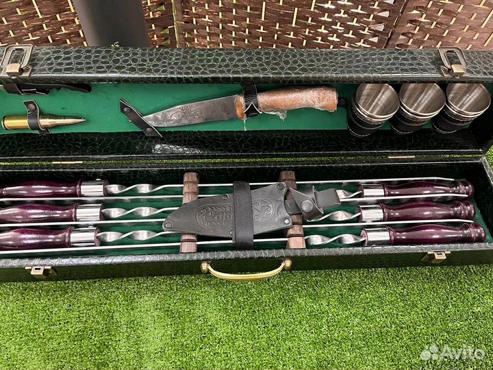 Шампура подарочные в кейсе