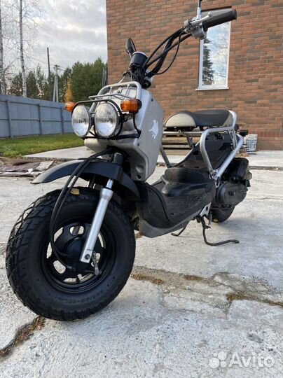 Скутер Honda Zoomer