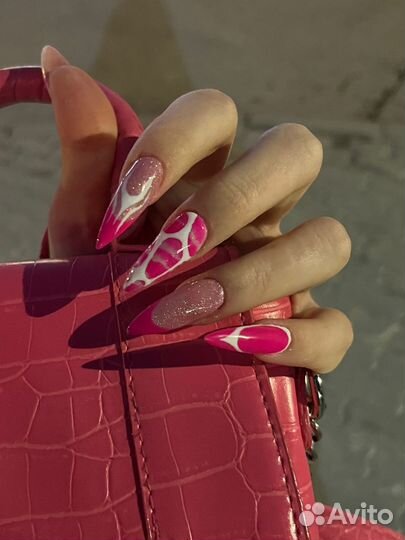 Модель на маникюр бесплатно