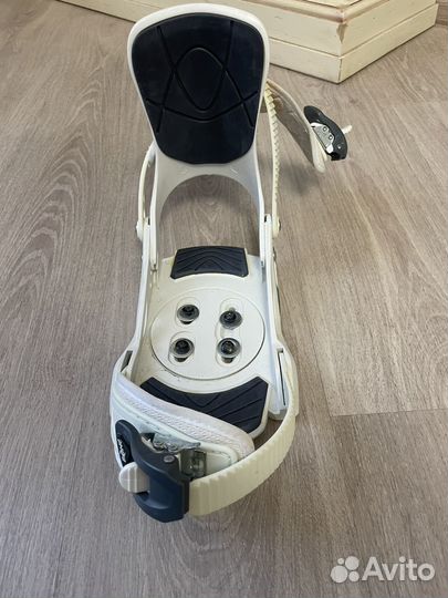 Крепления для ботинок сноуборда Bone 37