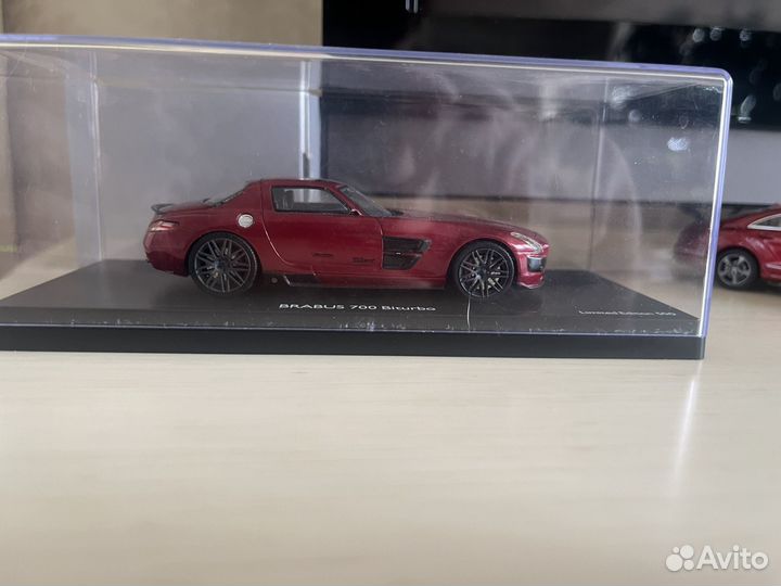 Модель автомобиля mercedes 1/43