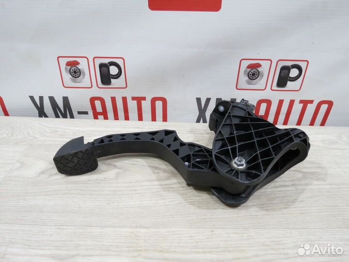 Педаль сцепления Volkswagen Tiguan