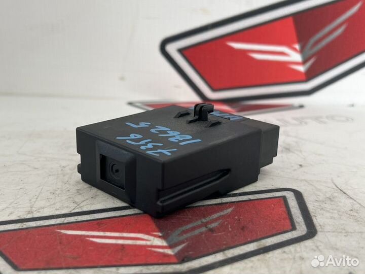 Блок управления подогревом сиденья BMW 3 E90/91