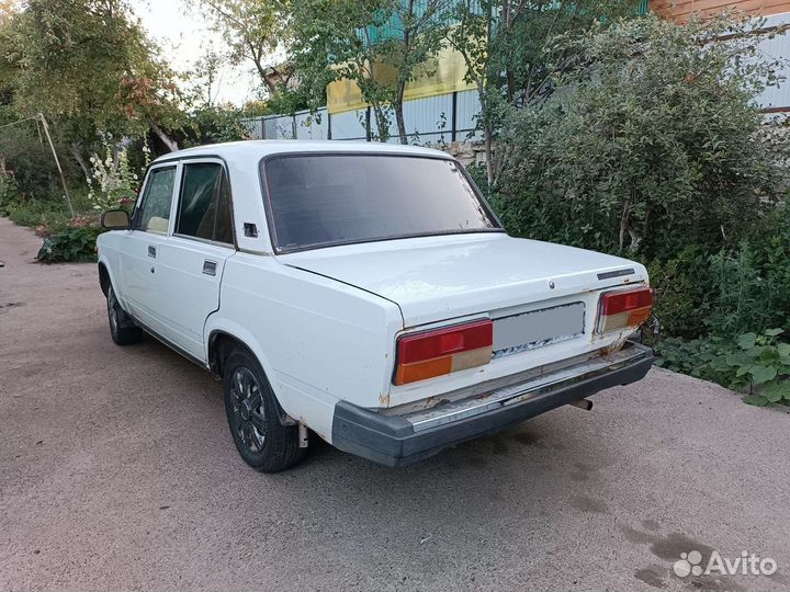 ВАЗ 2107 1.6 МТ, 2005, битый, 107 246 км