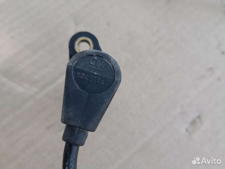 Датчик коленвала Opel Astra G Vectra B X16XEL