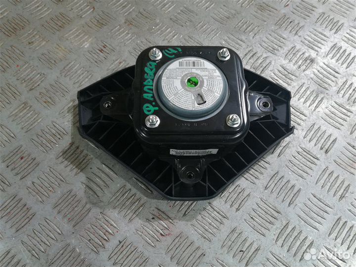 Подушка безопасности в рулевое колесо Fiat Albea